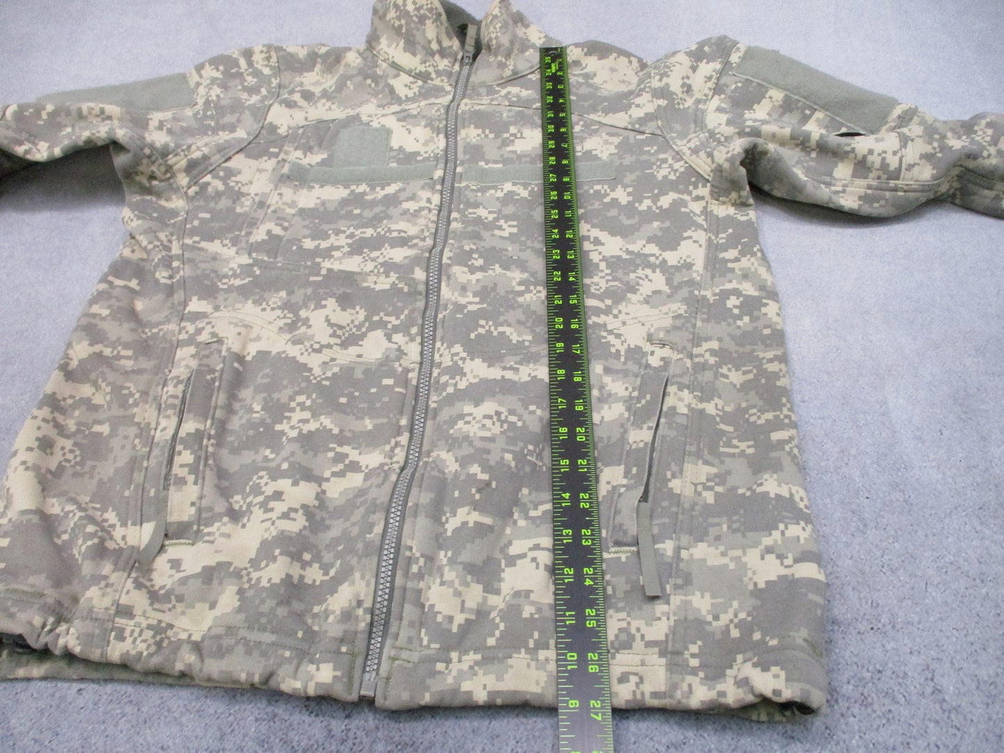 Massif FREE IWOL Jacket UCP Digital Camo Flame Resistant Military Surplus Size M