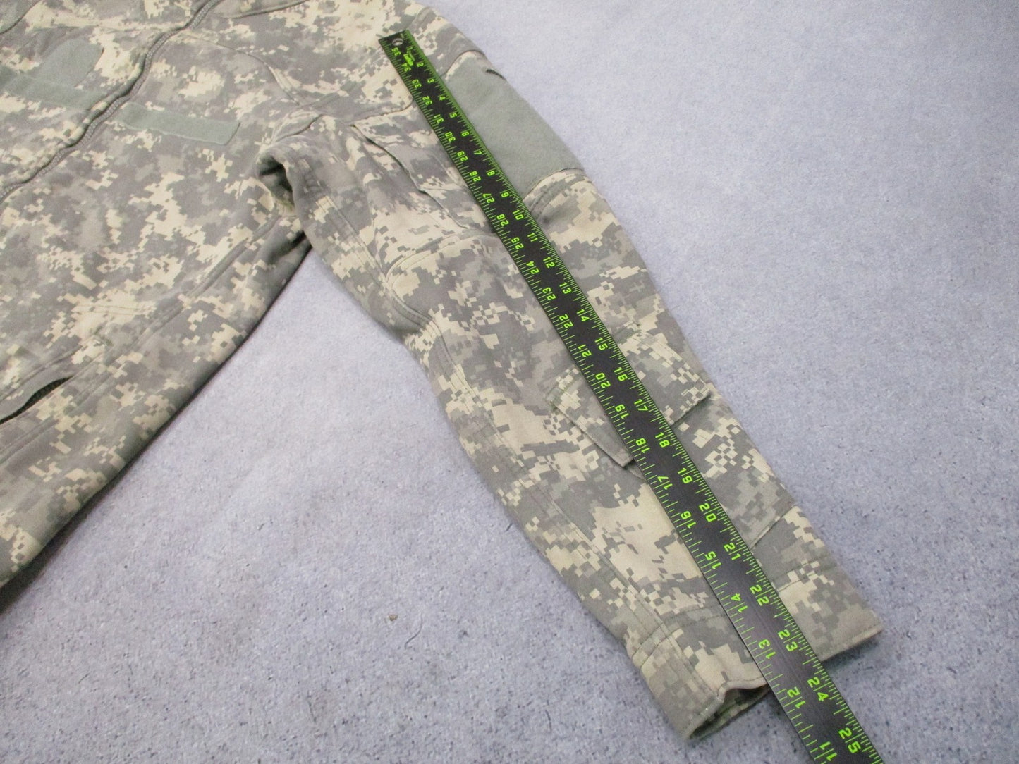 Massif FREE IWOL Jacket UCP Digital Camo Flame Resistant Military Surplus Size M