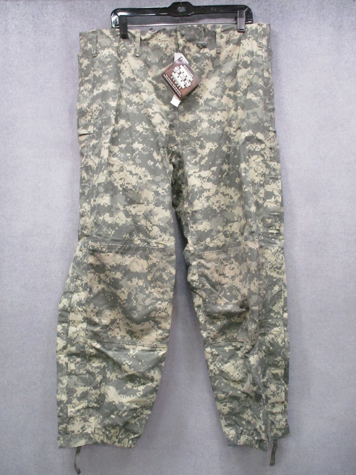New US Army GEN III ECWCS Gore-Tex Trousers Medium Regular Digital Camo Pants
