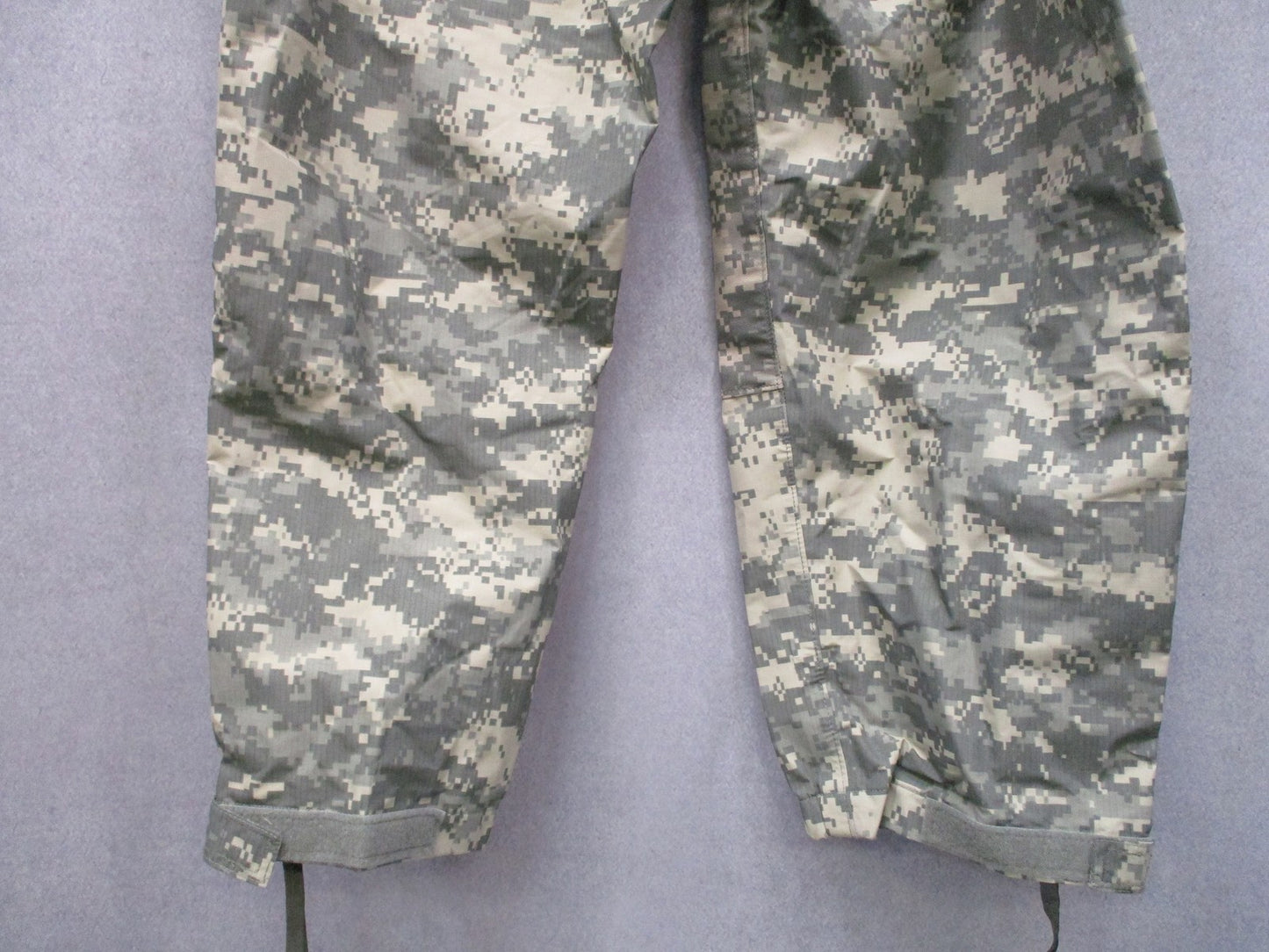 New US Army GEN III ECWCS Gore-Tex Trousers Medium Regular Digital Camo Pants