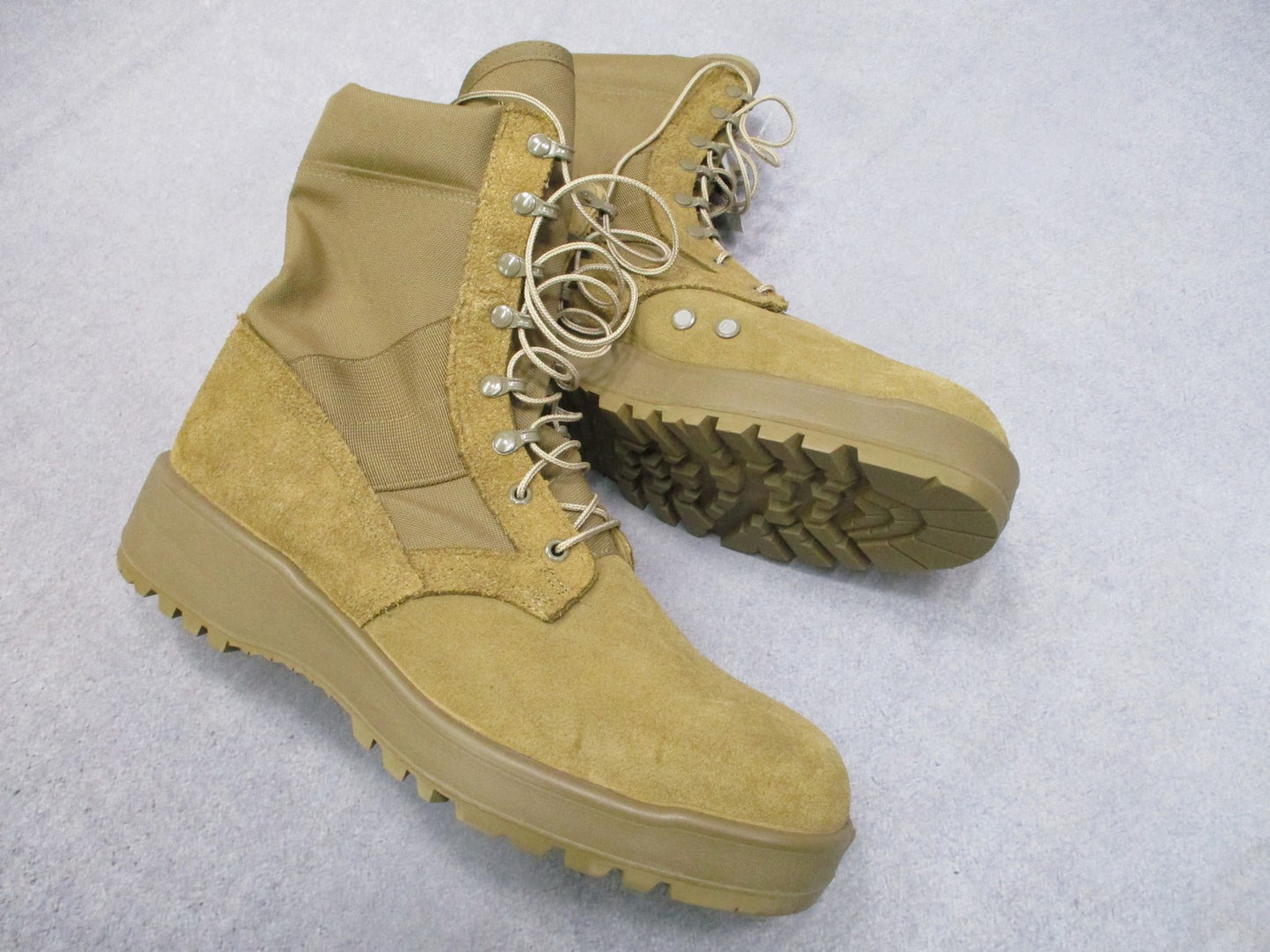 Rocky Hot Weather Army Combat Boots Coyote Brown Men's 13.5R Vibram Sole