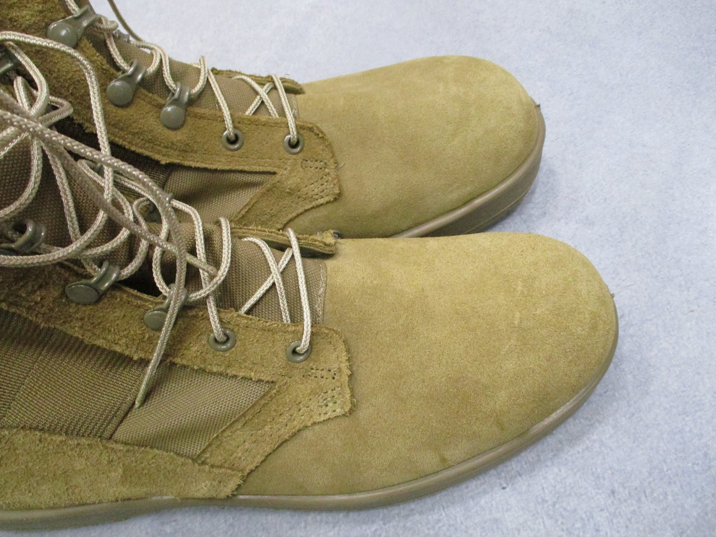 Rocky Hot Weather Army Combat Boots Coyote Brown Men's 13.5R Vibram Sole