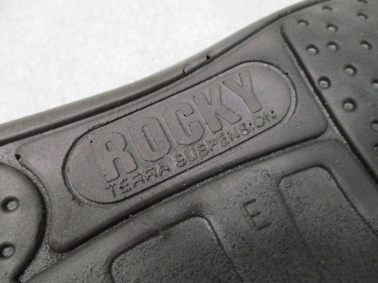 Rocky Hot Weather Army Combat Boots Coyote Brown Men's 13.5R Vibram Sole