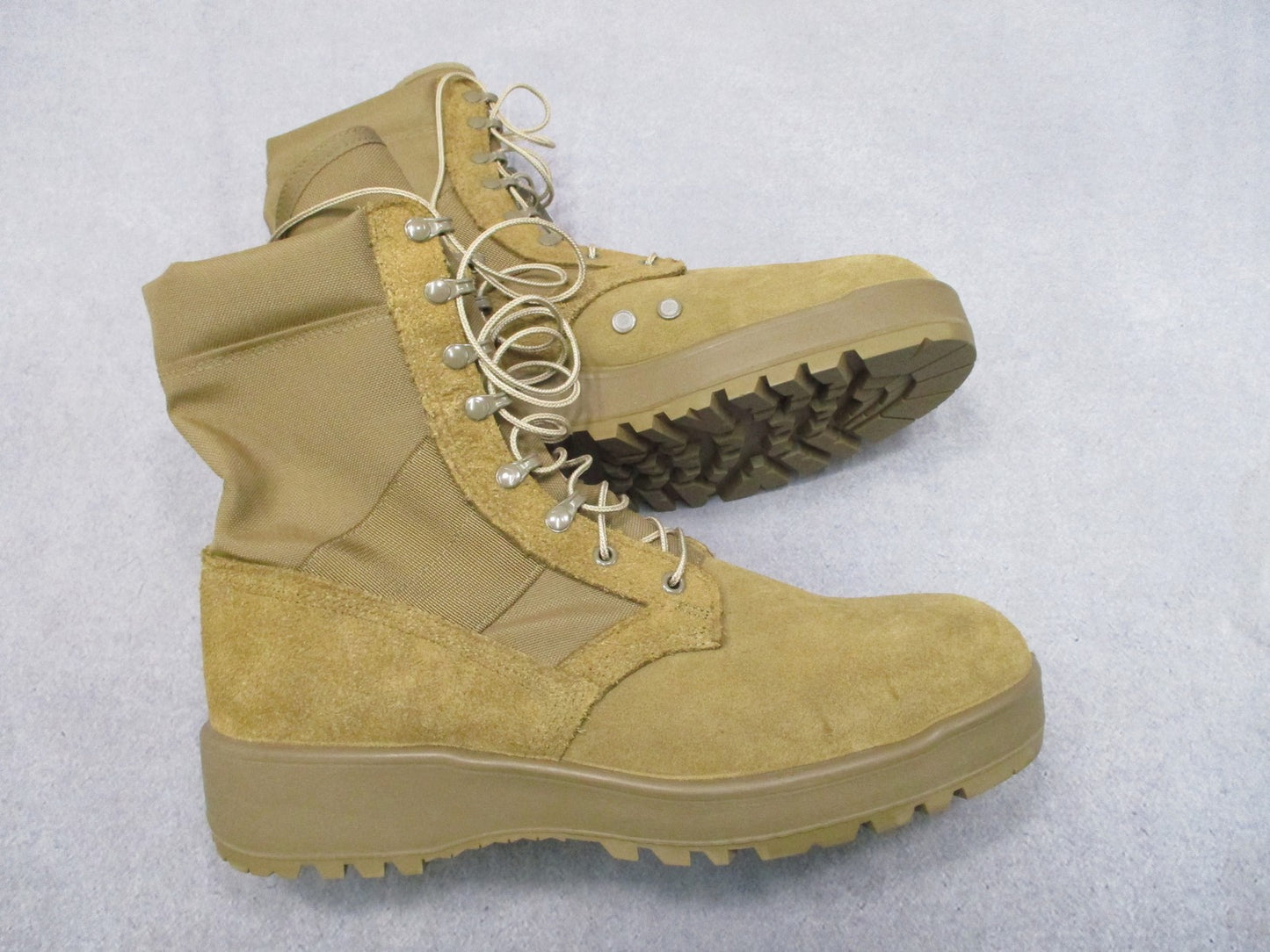 Rocky Hot Weather Army Combat Boots Coyote Brown Men's 13.5R Vibram Sole