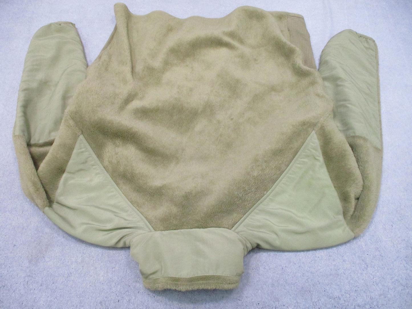US Army ECWCS Gen III Level 3 Fleece Jacket Large Regular NSN 8415-01-580-1355