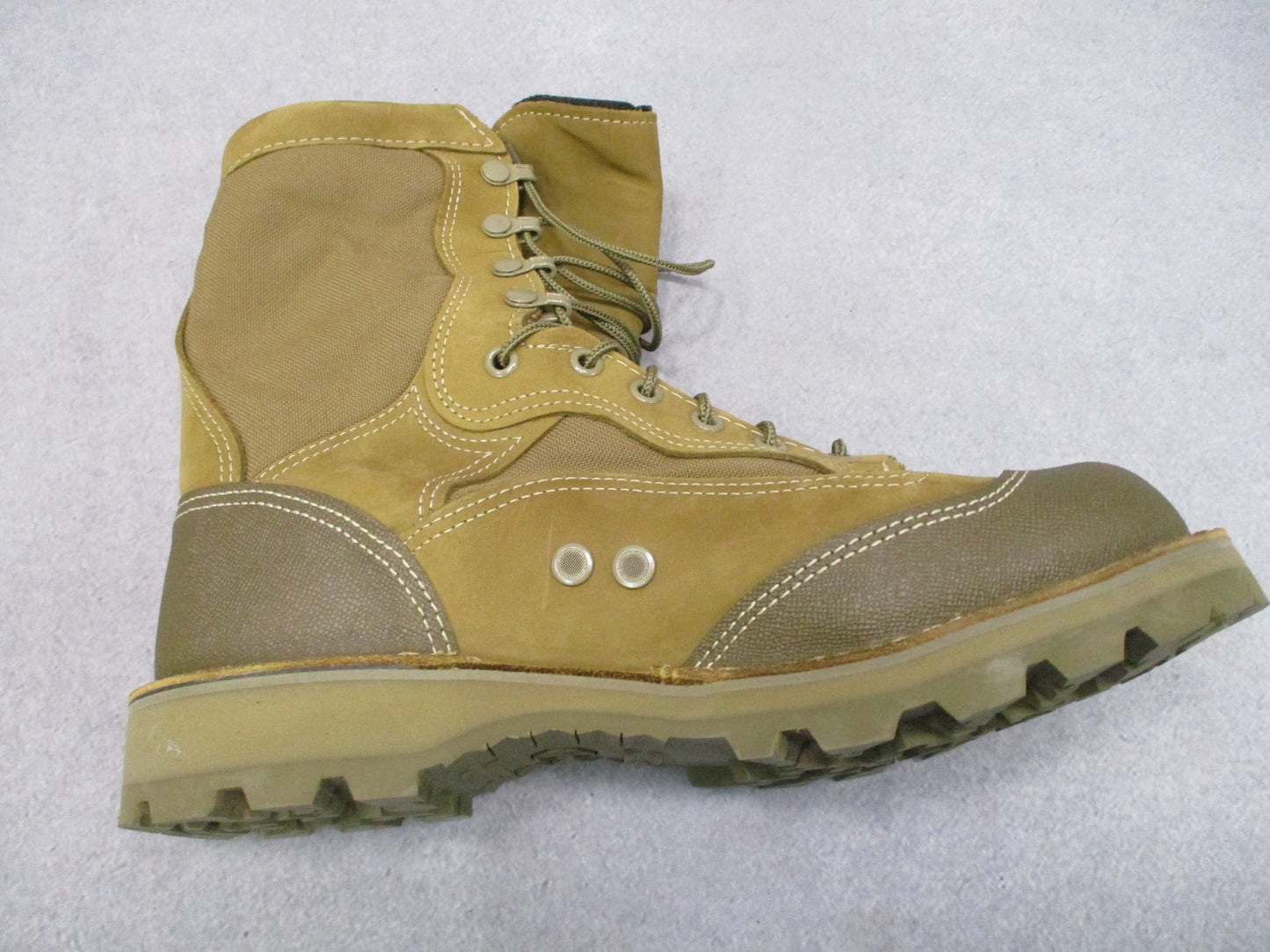 Bates E29502A RAT Boots USMC Rugged All Terrain Coyote Combat Boots Size 9R