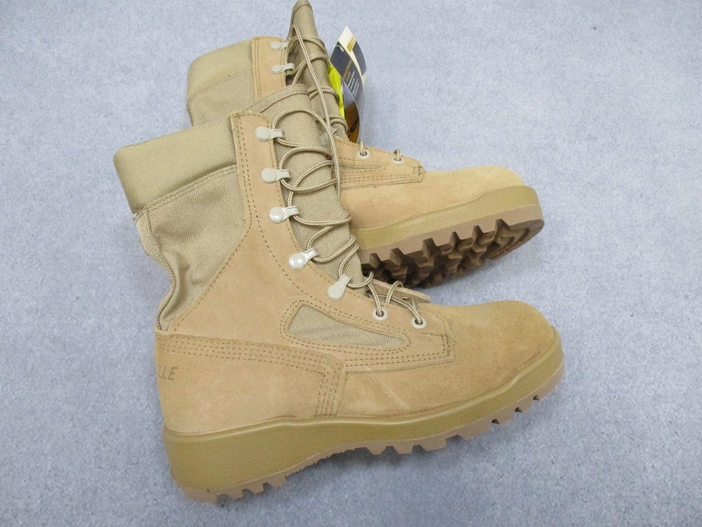 Belleville 390DES Desert Tan Suede Cordura Vibram Boots Men's Size 04.5 R NEW