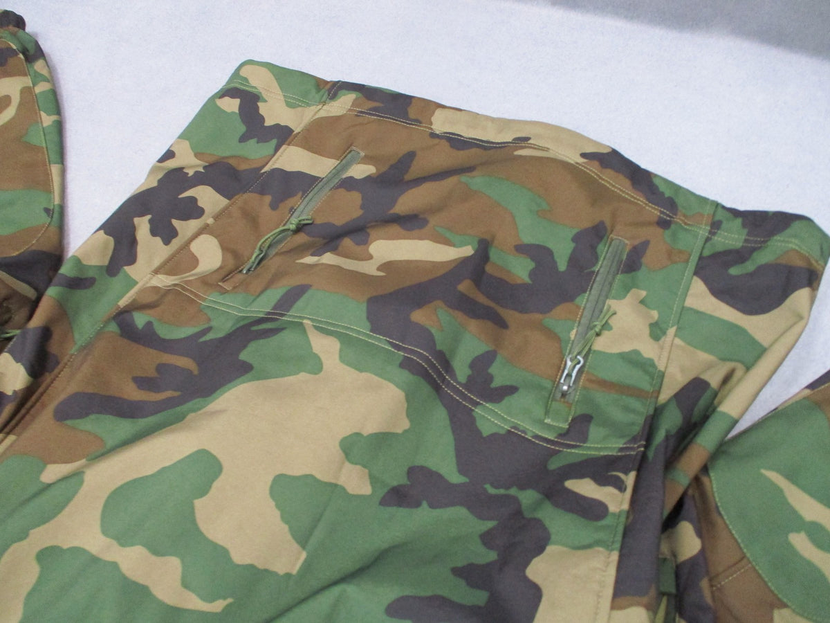 New Rothco Special Ops Tactical Soft Shell Jacket Woodland Camo Size Small 9906
