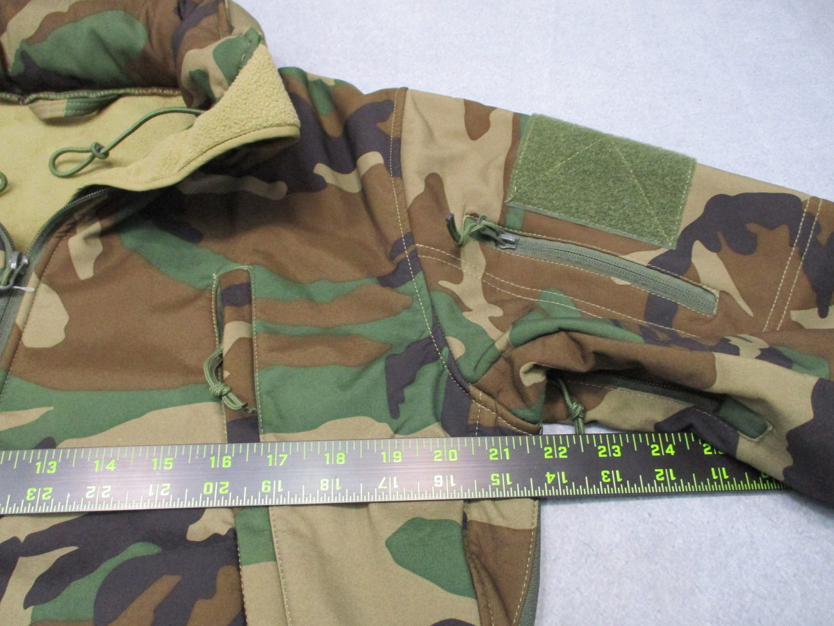 New Rothco Special Ops Tactical Soft Shell Jacket Woodland Camo Size Small 9906
