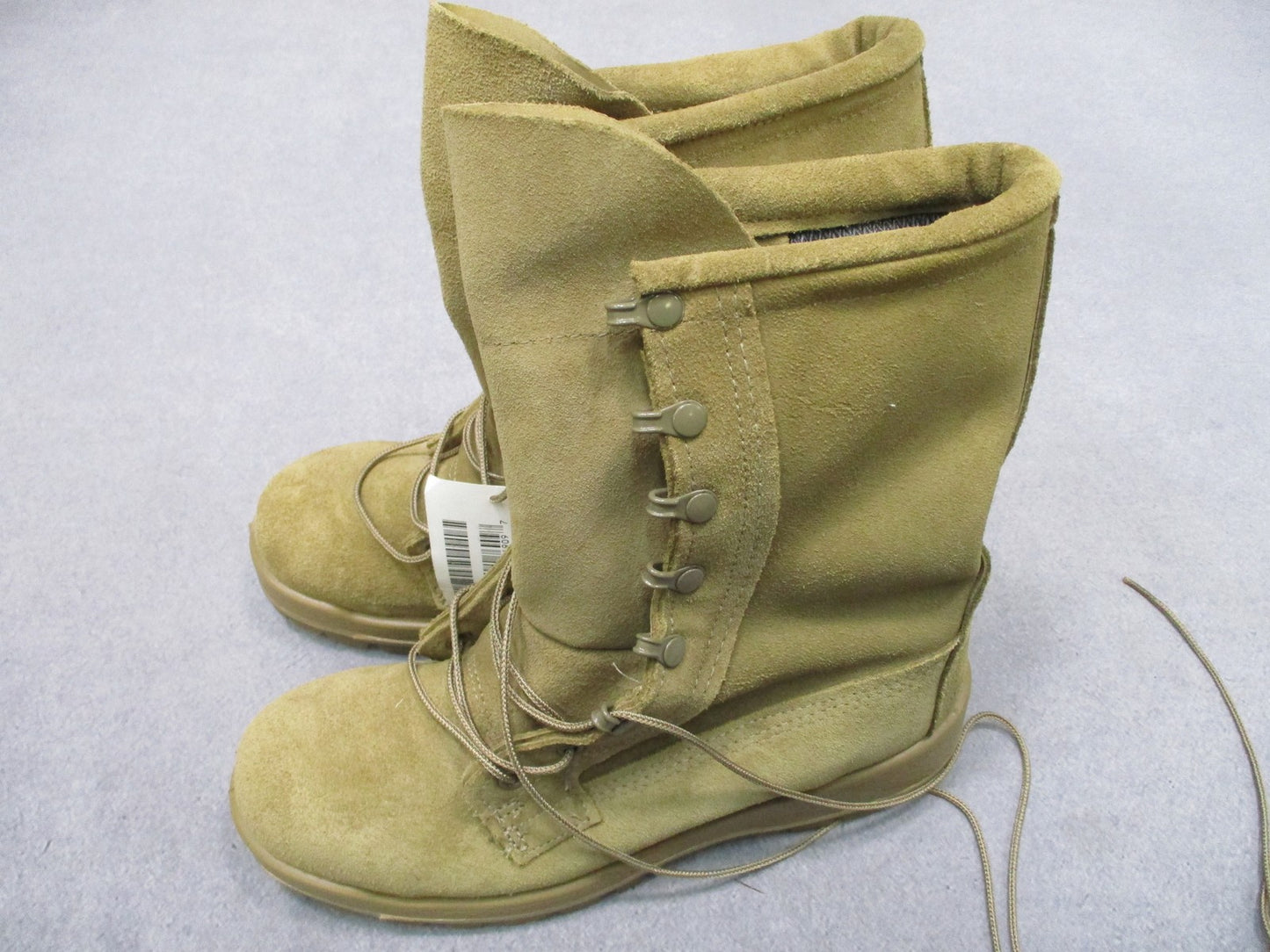 Army Regulation Altama 402803 Men's Tan Suede Cold Weather Boots Size 7.5N NEW