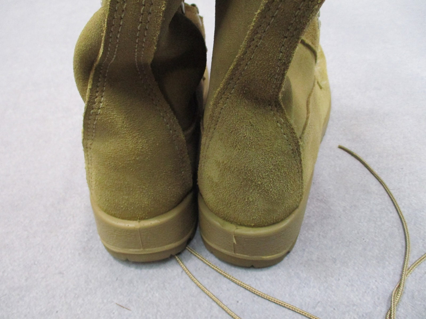 Army Regulation Altama 402803 Men's Tan Suede Cold Weather Boots Size 7.5N NEW