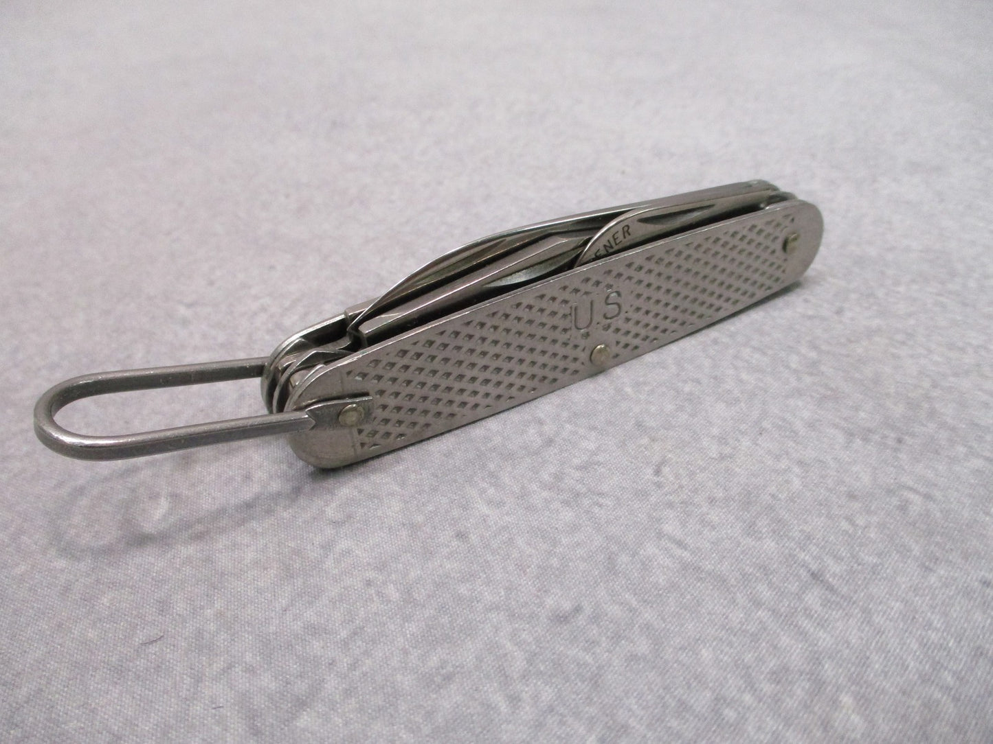 USGI Camillus US Military Pocket Knife Multi-Tool 1994 Folding Blade Can Opener