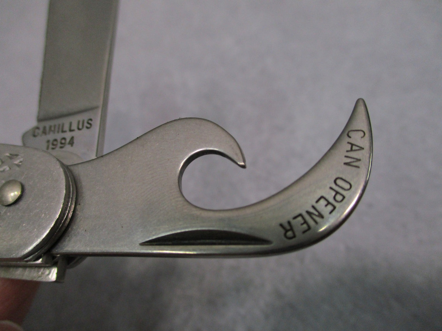 USGI Camillus US Military Pocket Knife Multi-Tool 1994 Folding Blade Can Opener