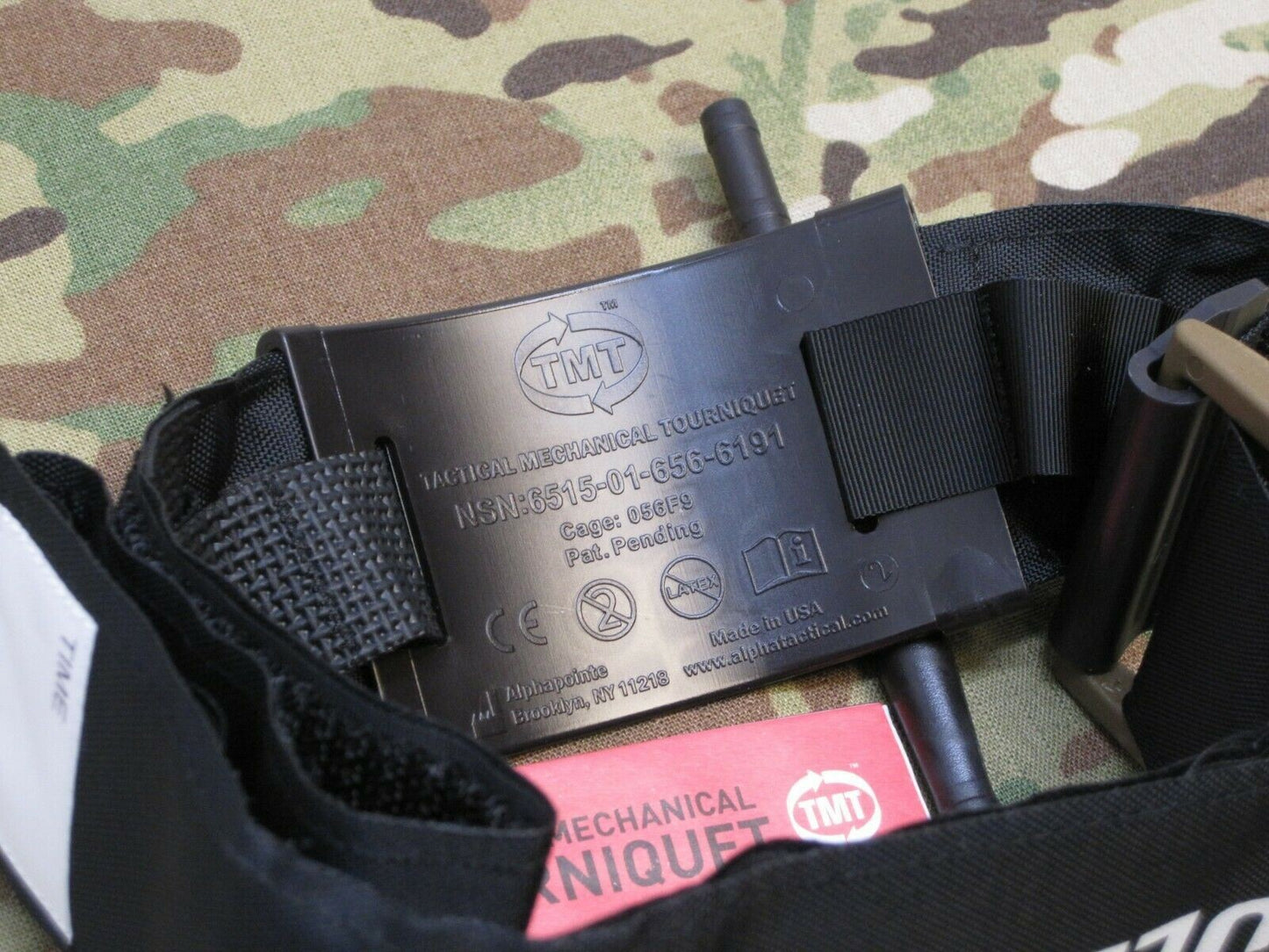 TACTICAL MECHANICAL TOURNIQUET TMT COMBAT MEDICAL ONE HANDED APPLICATION