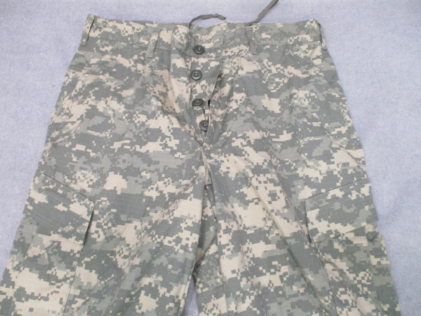Army Combat Uniform ACU Trousers Medium-Regular Digital Camo Cargo Pants