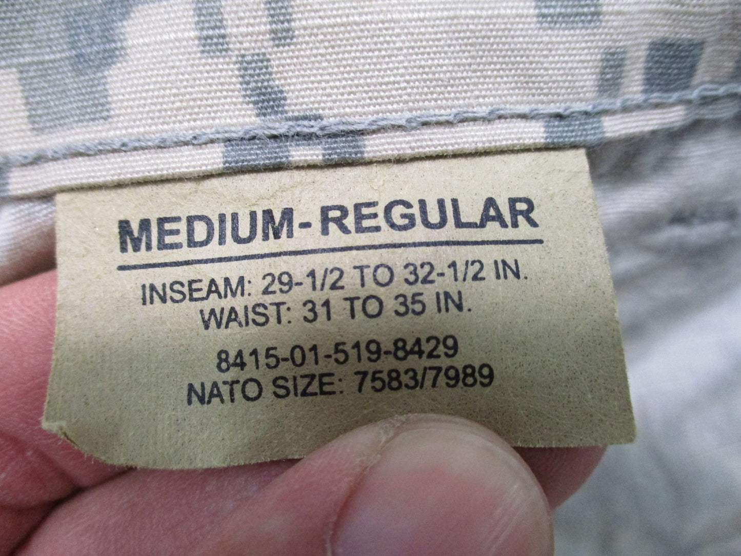Army Combat Uniform ACU Trousers Medium-Regular Digital Camo Cargo Pants