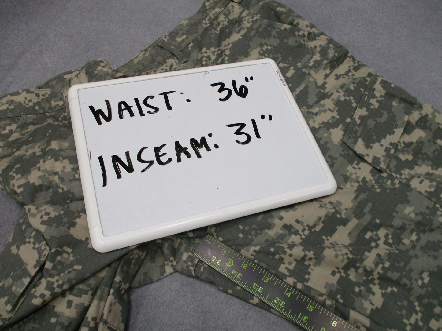 Army Combat Uniform ACU Trousers Medium-Regular Digital Camo Cargo Pants