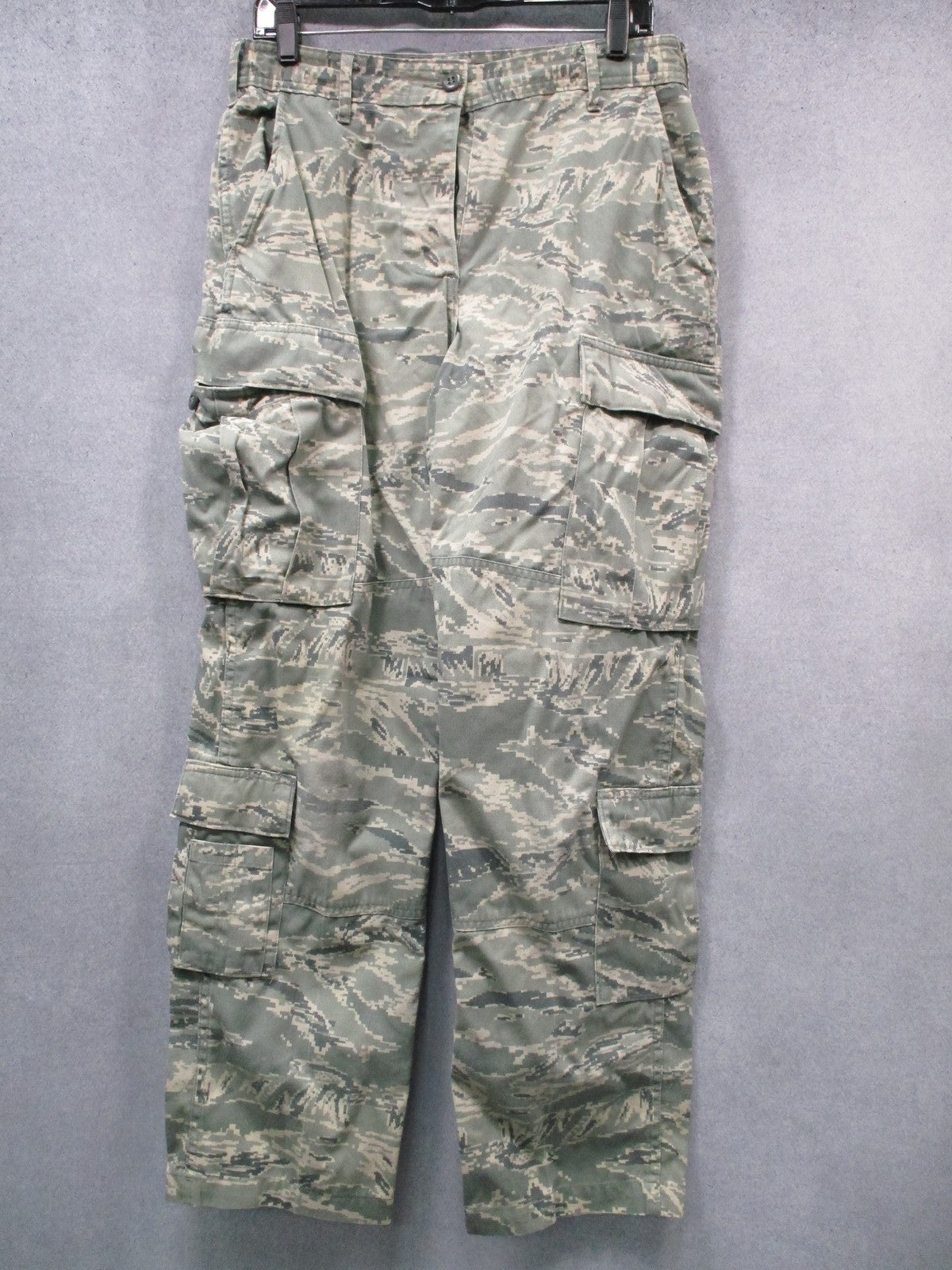 US Air Force ABU Camo Cargo Pants 10S 32" Waist 30" Inseam 60% Cotton 40% Nylon