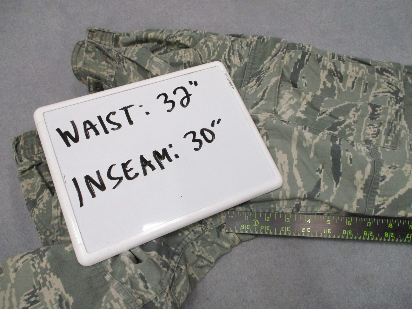 US Air Force ABU Camo Cargo Pants 10S 32" Waist 30" Inseam 60% Cotton 40% Nylon