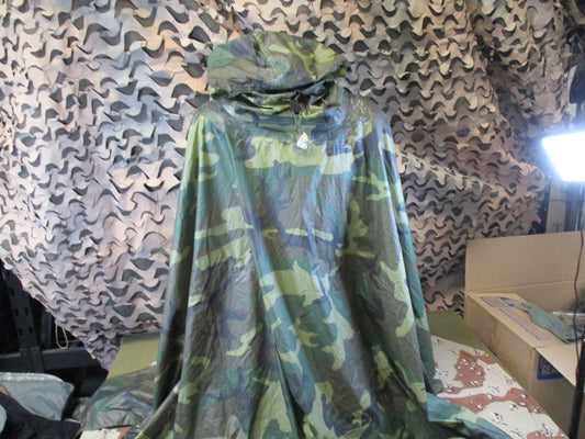 US Military Woodland Camo Wet Weather Poncho Rain Gear Ground Sheet USGI Surplus