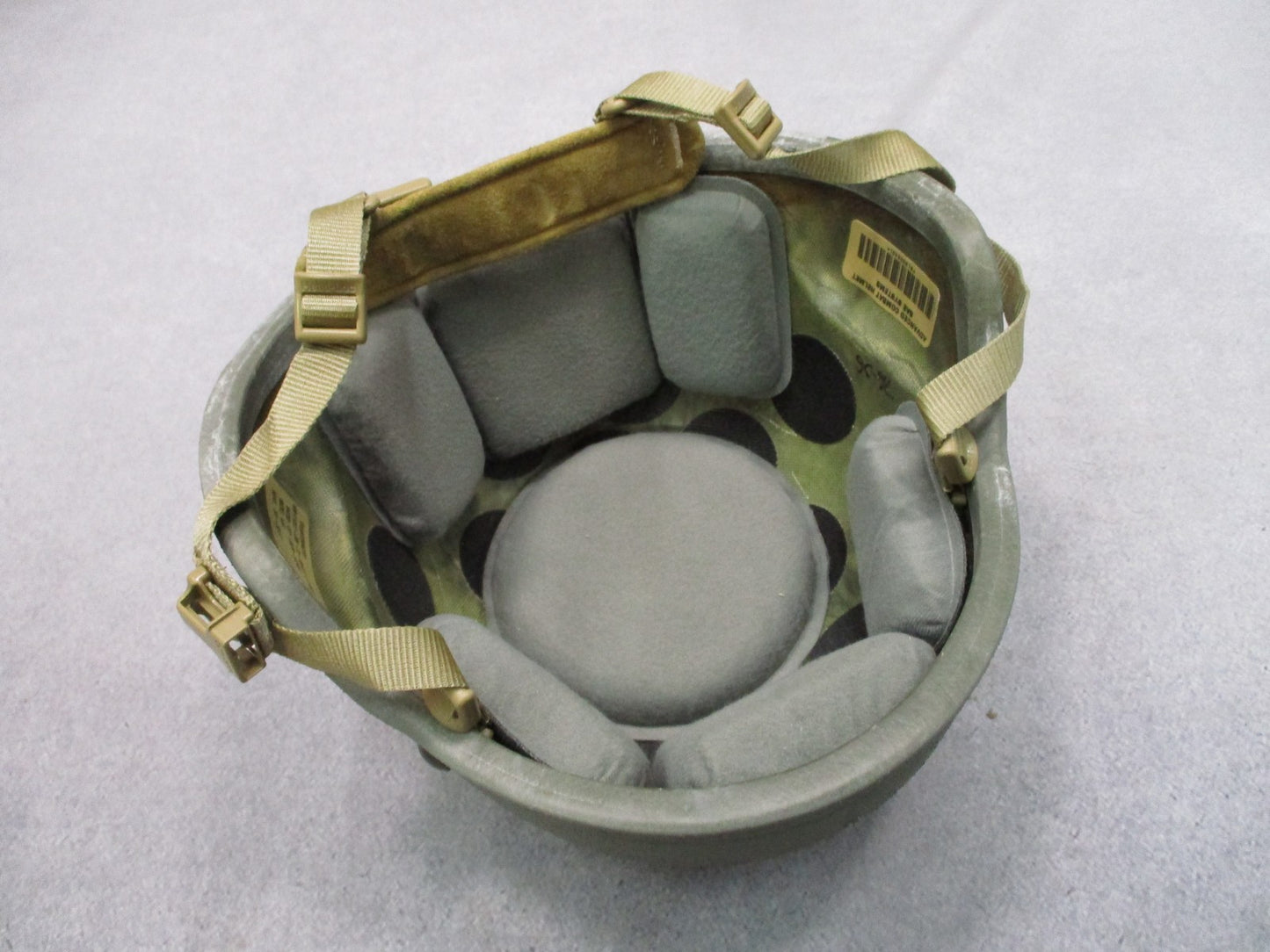 ADVANCED COMBAT HELMET ACH FOLIAGE GREEN LARGE MADE W/ KEVLAR 8470-01-529-6344