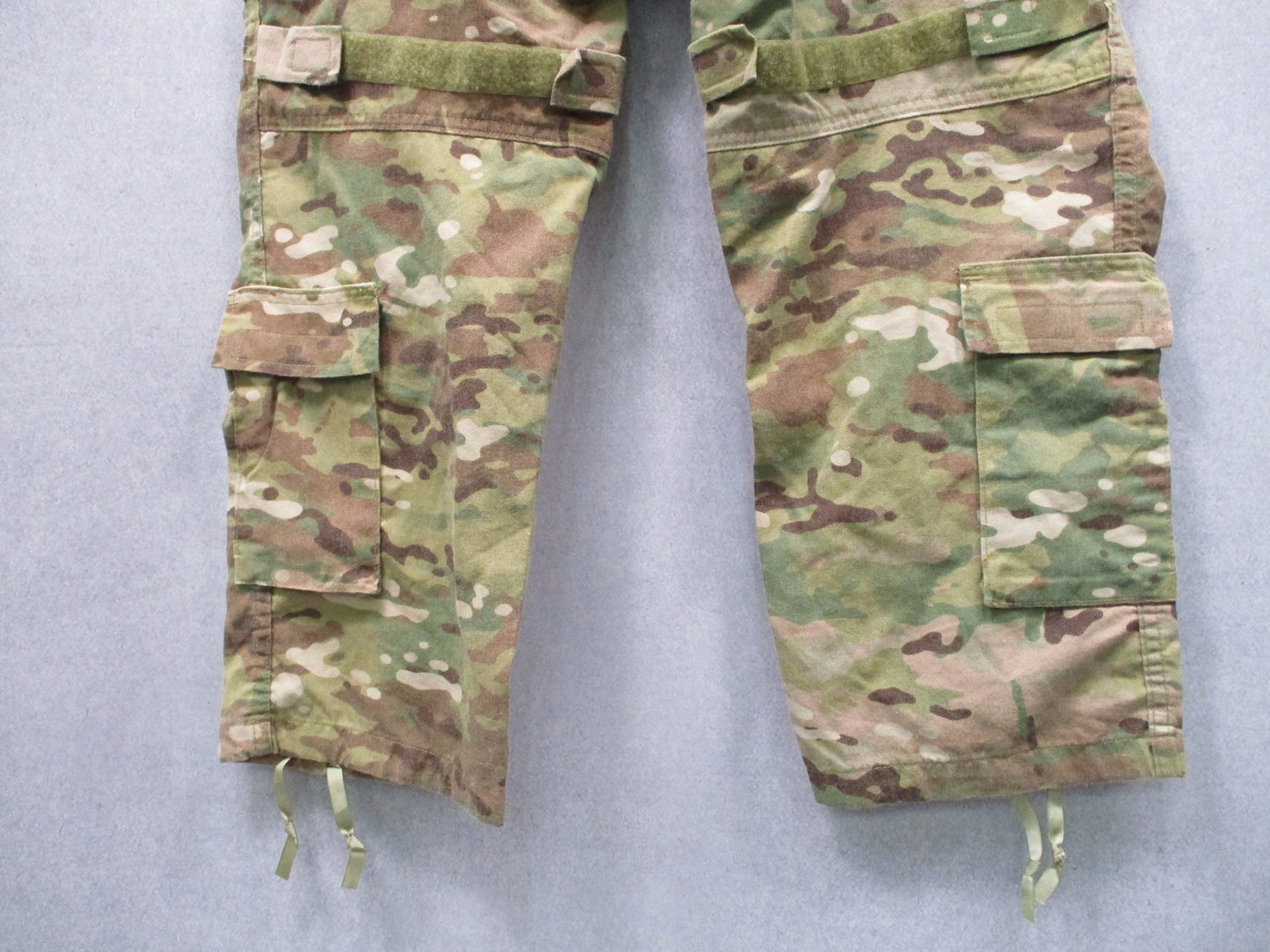 Army Combat Pants Medium Short Flame Resistant MultiCam ReadyOne Used - Very Goo