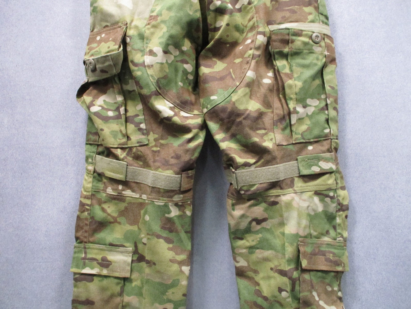 US Army Combat Pants FR MultiCam Small-Regular w/ CRYE AirFlex Knee Pads NEW