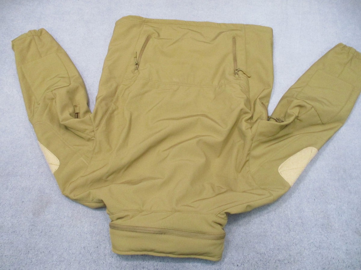 New Shark Skin Tactical Soft Shell Jacket Tan Size M Multi-Pocket Windproof