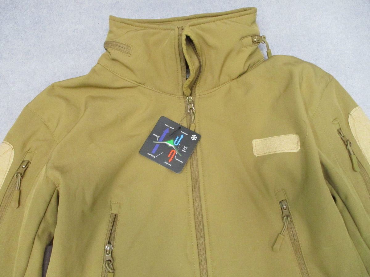 New Shark Skin Tactical Soft Shell Jacket Tan Size M Multi-Pocket Windproof