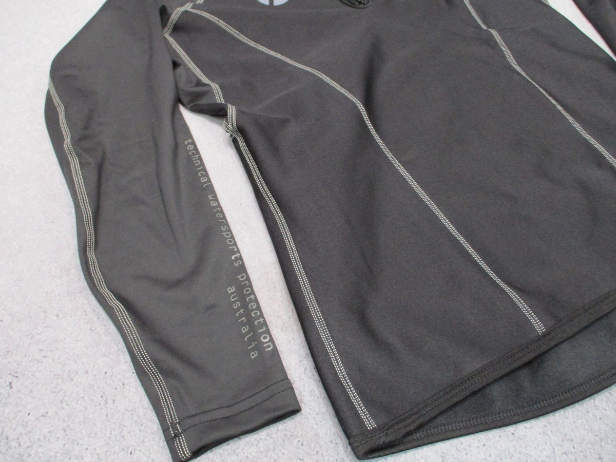 New Sharkskin Performance Wear Long Sleeve 1/4 Zip Watersports Shirt Black Large