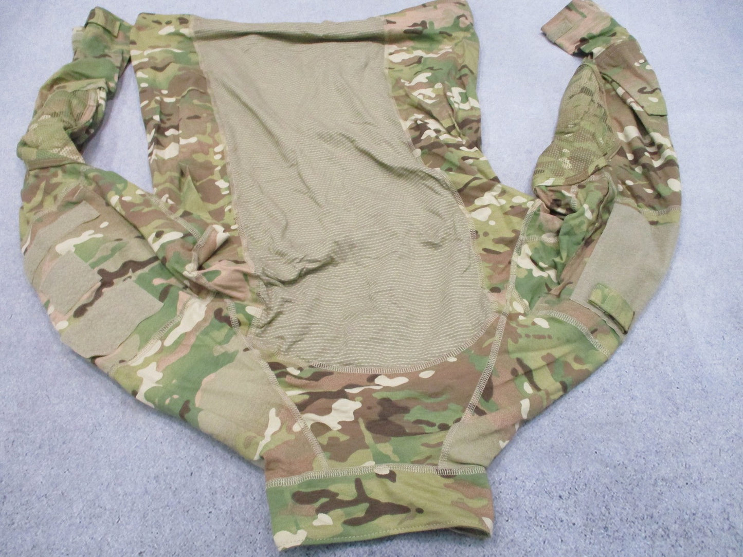 Genuine US Army Combat Shirt Multicam Flame Resistant Size Large ACS FR