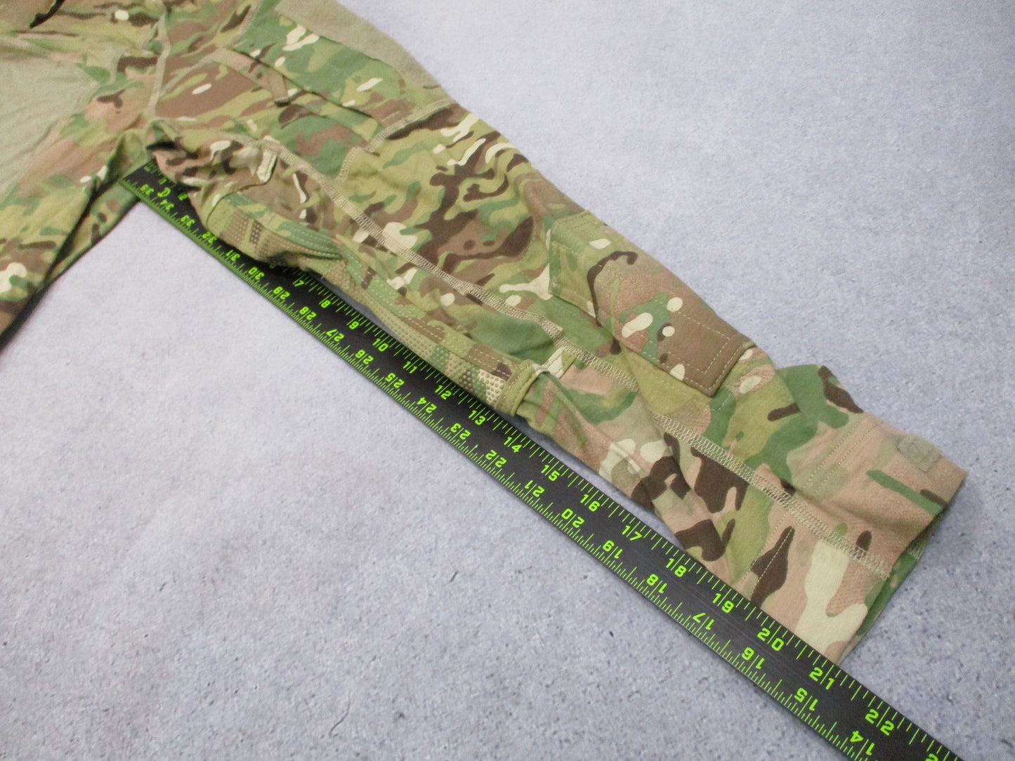 Genuine US Army Combat Shirt Multicam Flame Resistant Size Large ACS FR