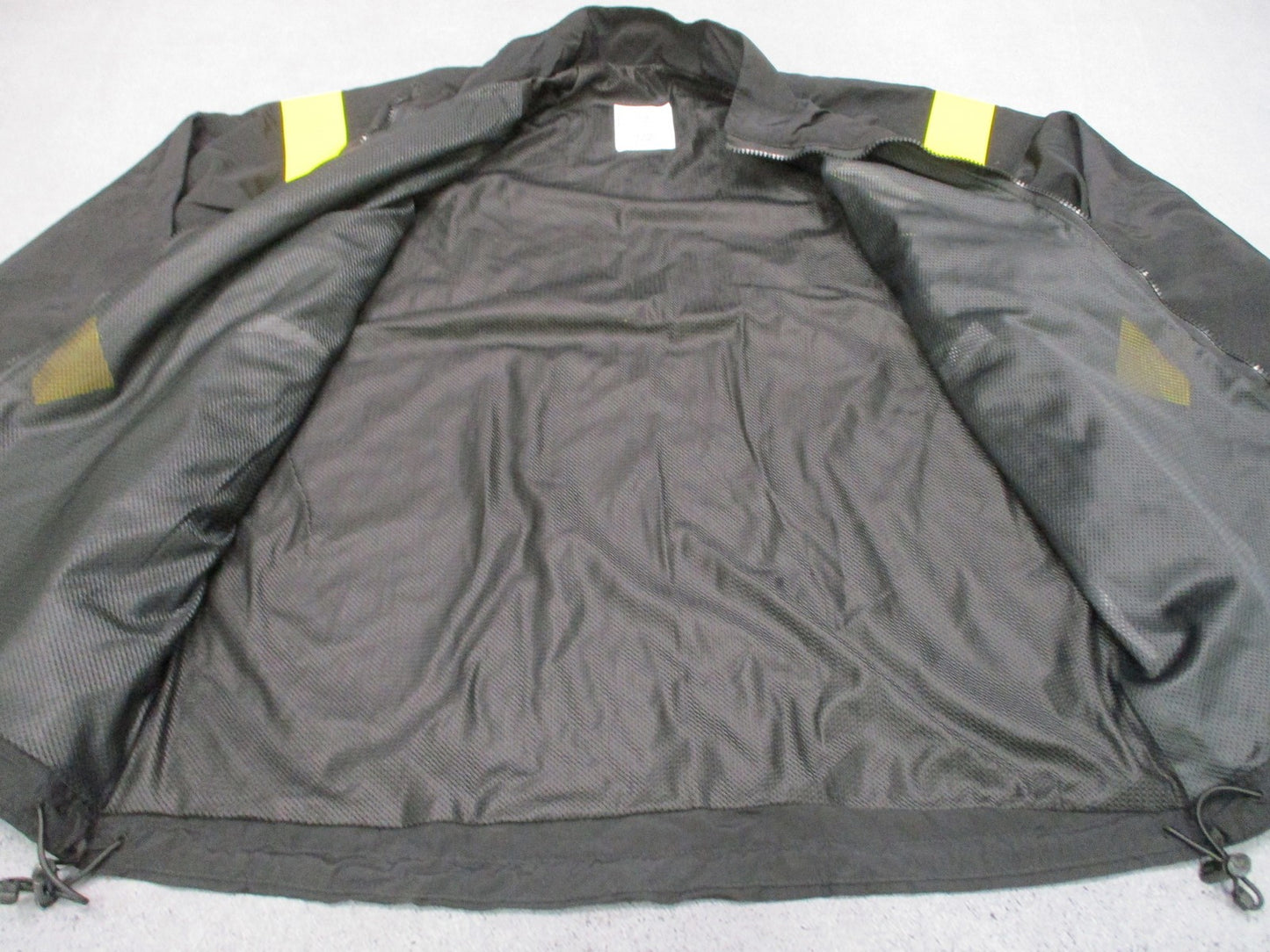 US Army APFU Jacket Medium Long Black Physical Fitness Uniform Military Surplus