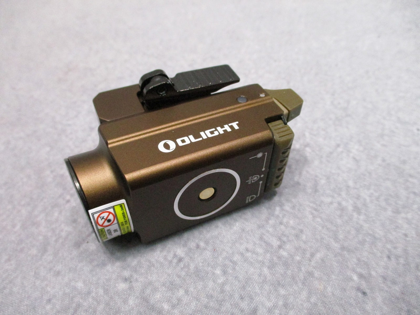 Olight Baldr S Weapon Light 800 Lumens Green Laser Desert Tan Excellent