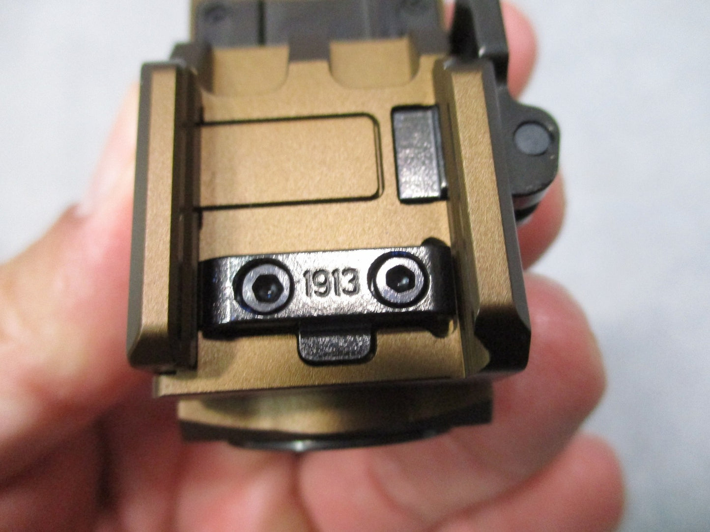 Olight Baldr Mini Tactical Light Green Laser 600 Lumens FDE Excellent