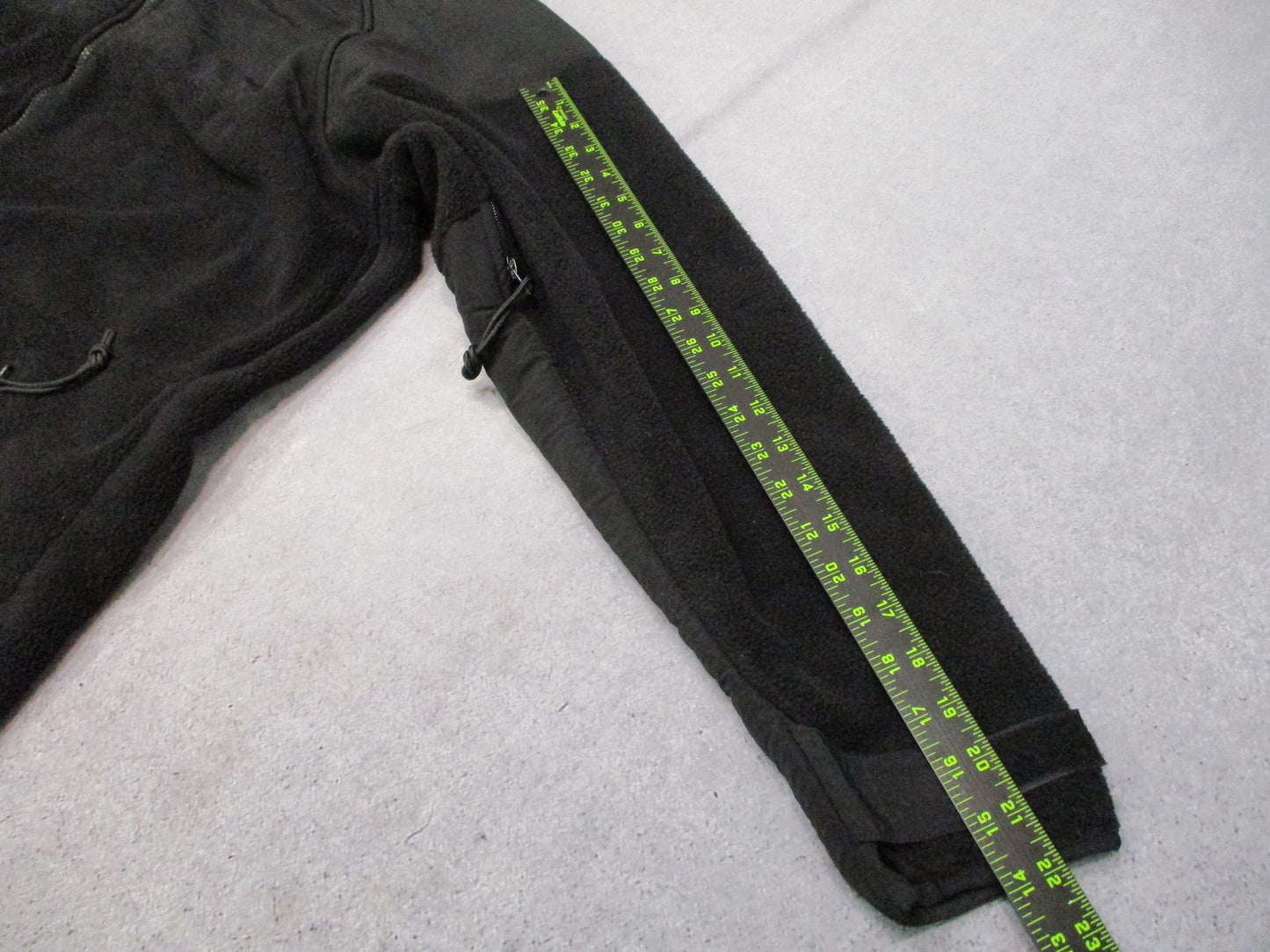 USGI ECWCS Gen II Level 3 Black Polartec 300 Fleece Jacket Size Large Used