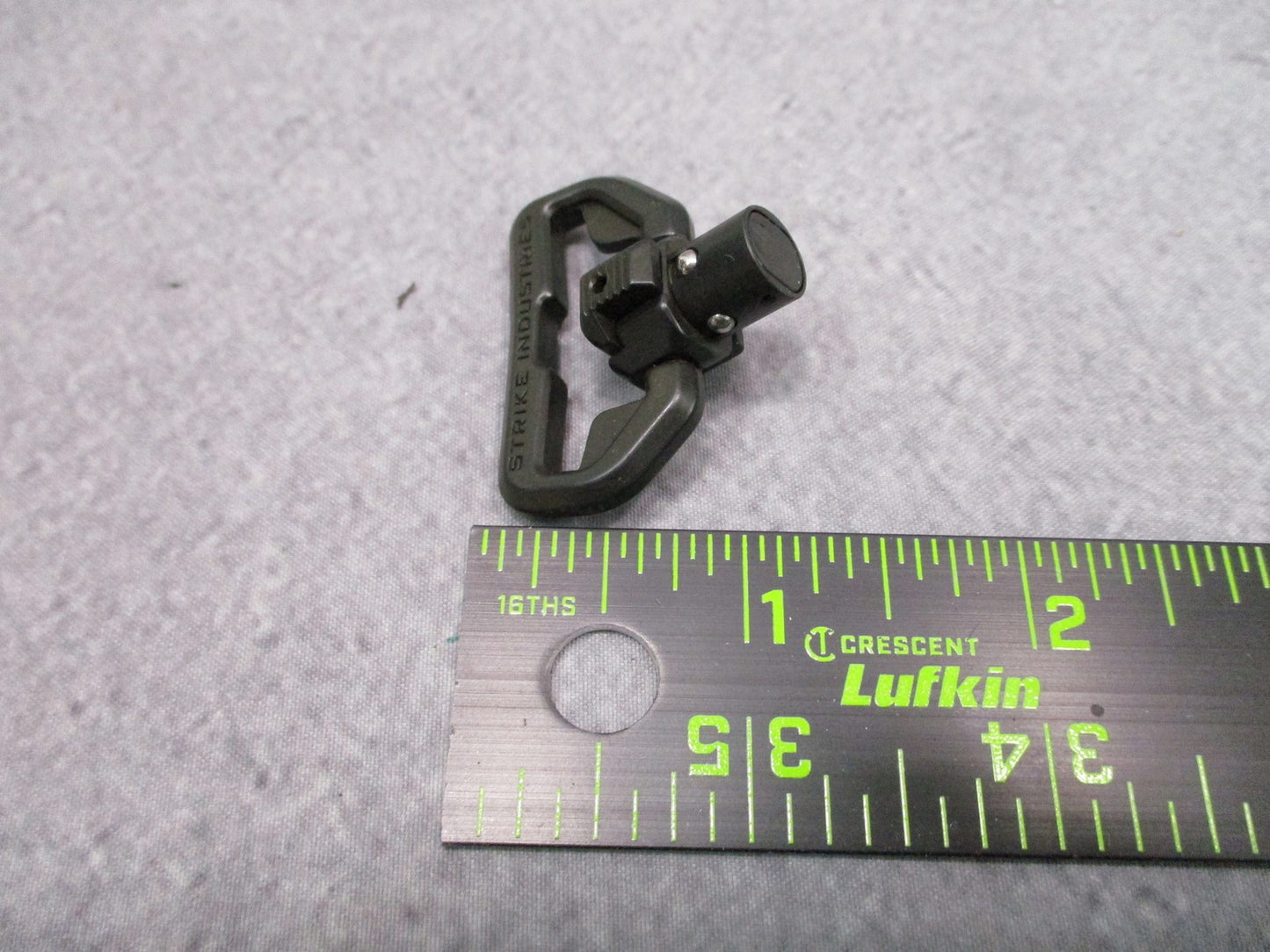 Strike Industries QD Sling Loop Standard Quick Detach Swivel Black SI-QDSL-STN