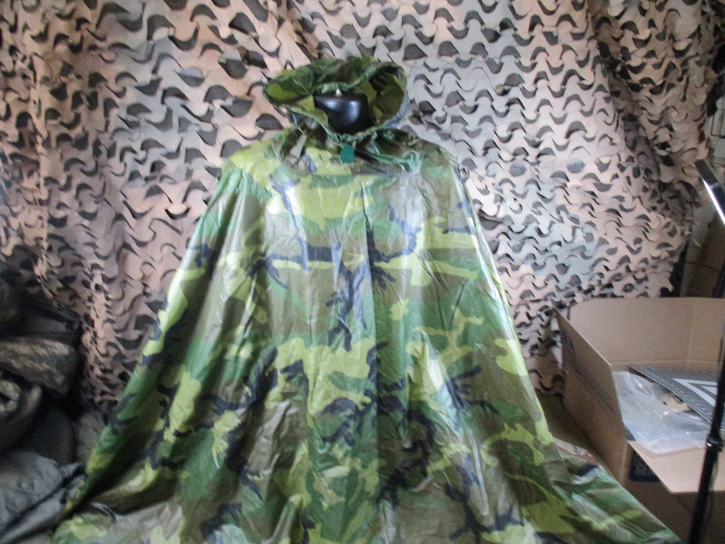 US Military Surplus Woodland Camouflage Ripstop Wet Weather Poncho - Good Condit