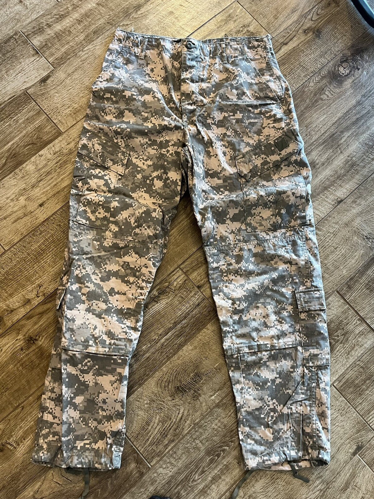 Lot of 2 US Army Combat Uniform ACU Digital FR Trousers Medium Regular