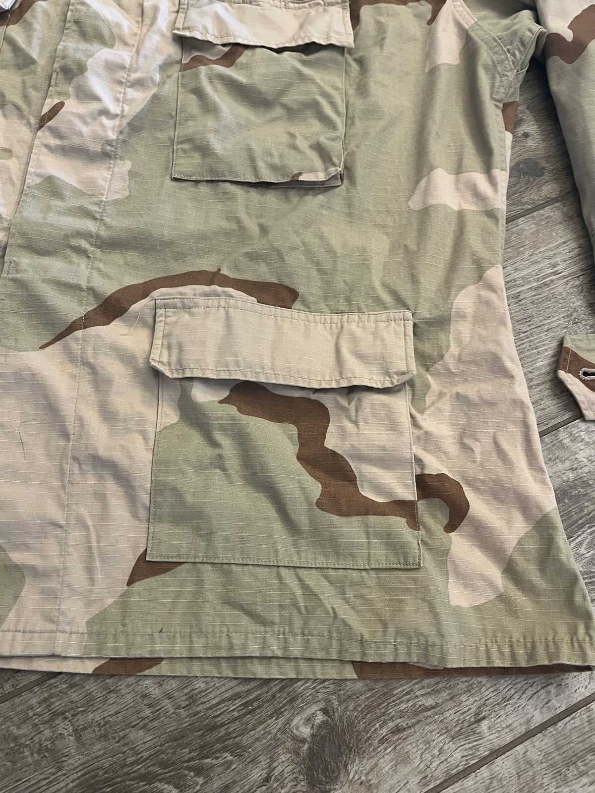 US Army Desert Camo Combat Coat Jacket X-Large Regular Military Uniform Shirt