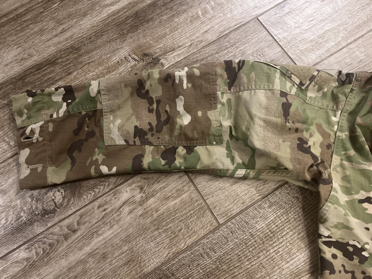 Genuine US Army OCP ACU Coat Medium Regular Scorpion W2 Combat Uniform Jacket