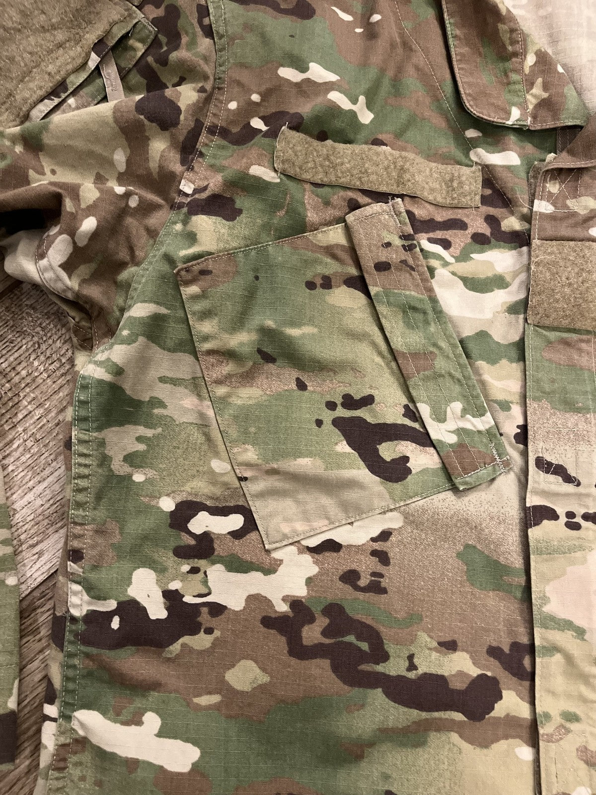 Genuine US Army OCP ACU Coat Medium Regular Scorpion W2 Combat Uniform Jacket
