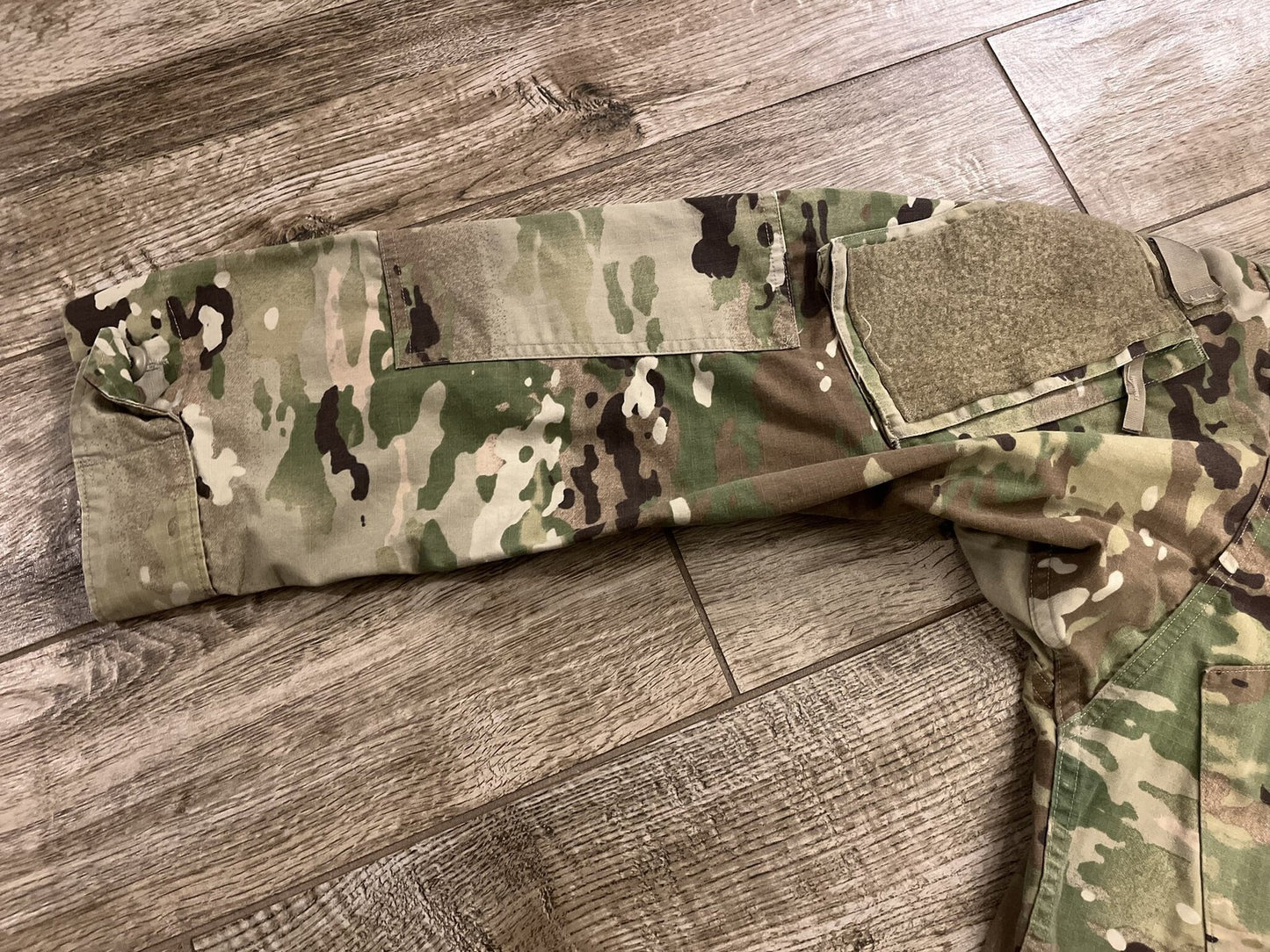Genuine US Army OCP ACU Coat Medium Regular Scorpion W2 Combat Uniform Jacket