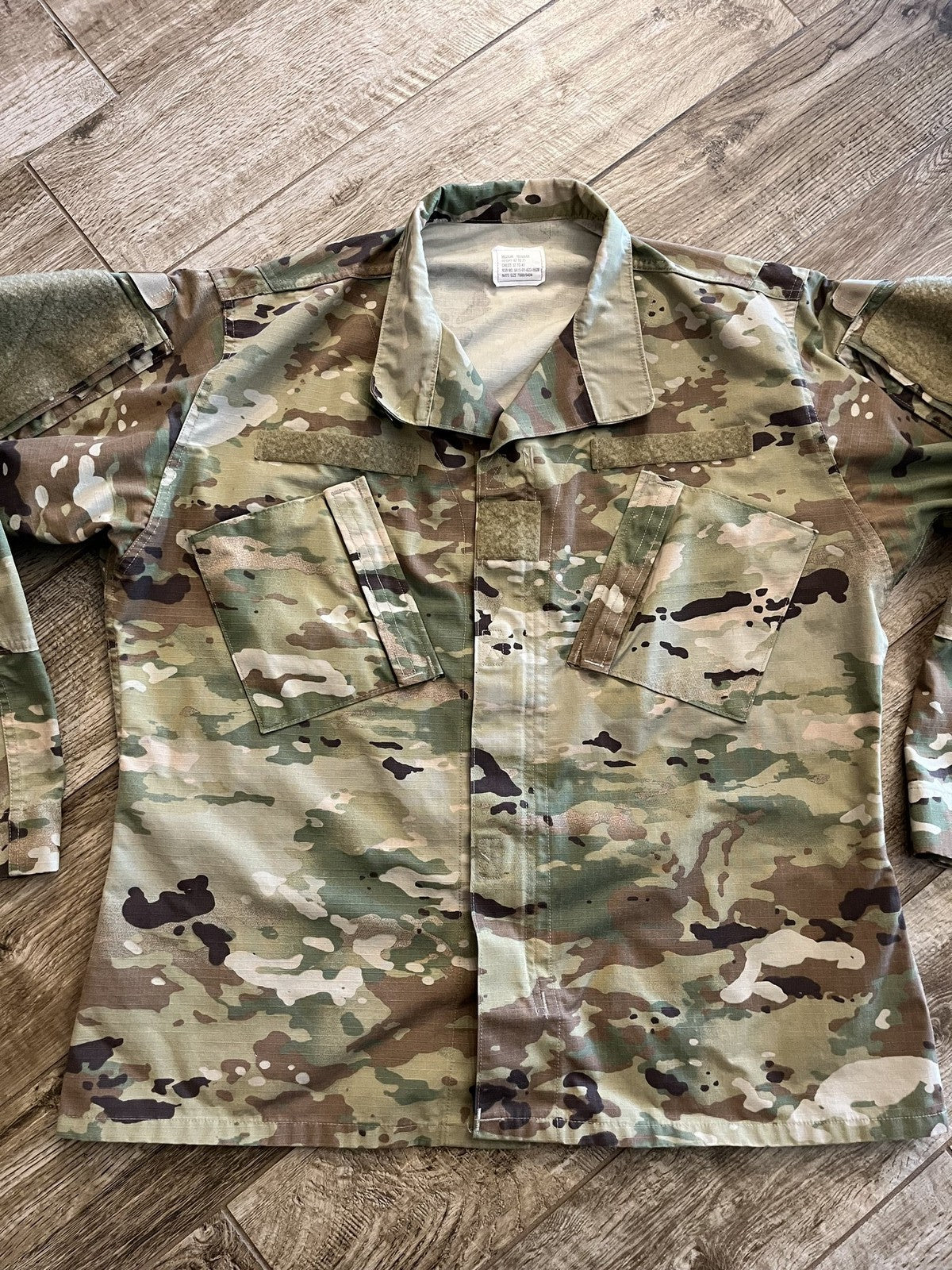 Genuine US Army OCP ACU Combat Uniform Coat Medium Regular Scorpion W2 Tactical