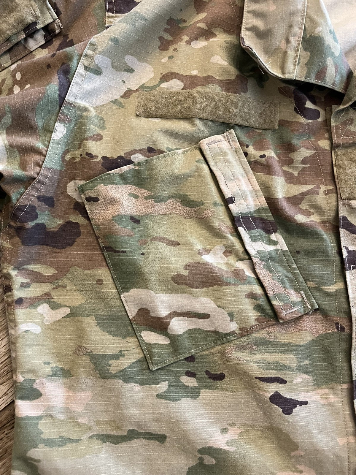 Genuine US Army OCP ACU Combat Uniform Coat Medium Regular Scorpion W2 Tactical