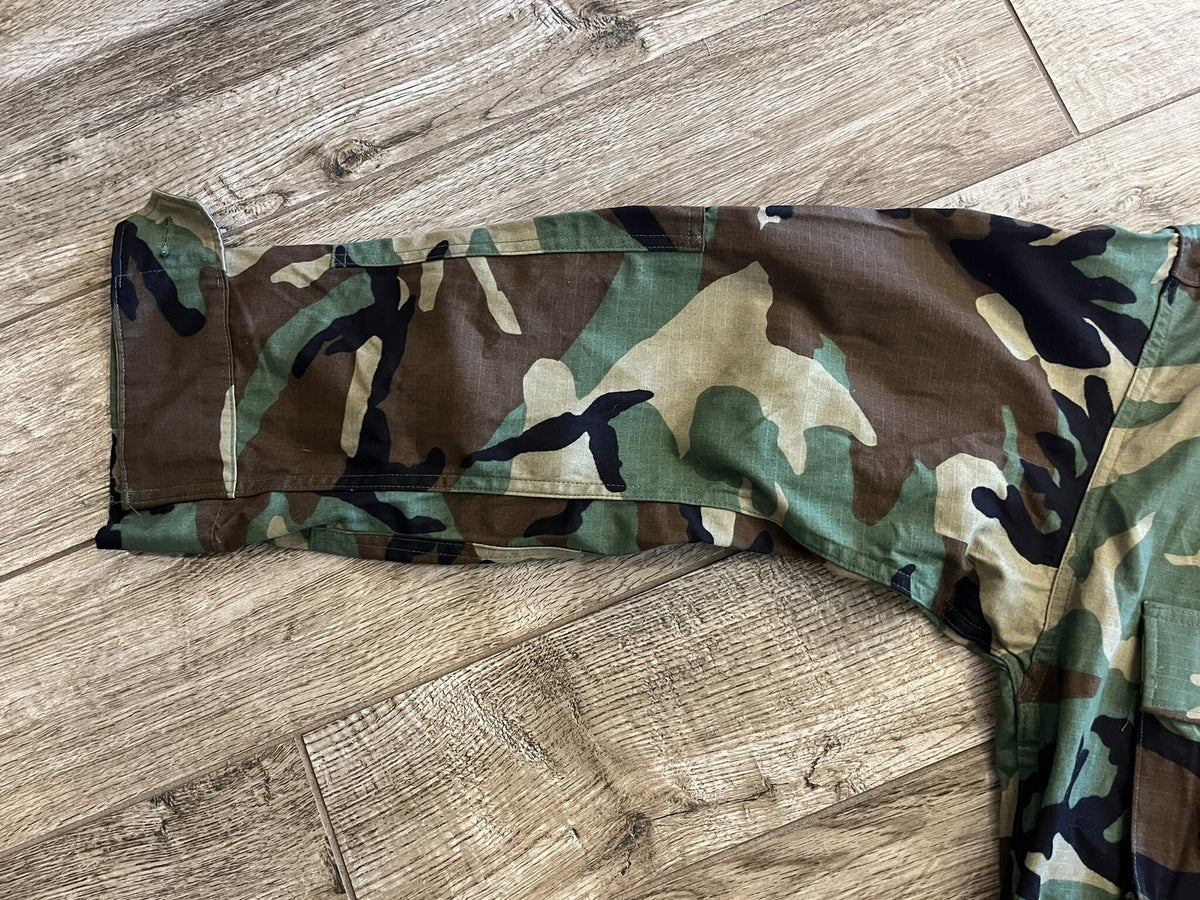 US Military Woodland Camo BDU Coat Ripstop Medium Regular Authentic Surplus