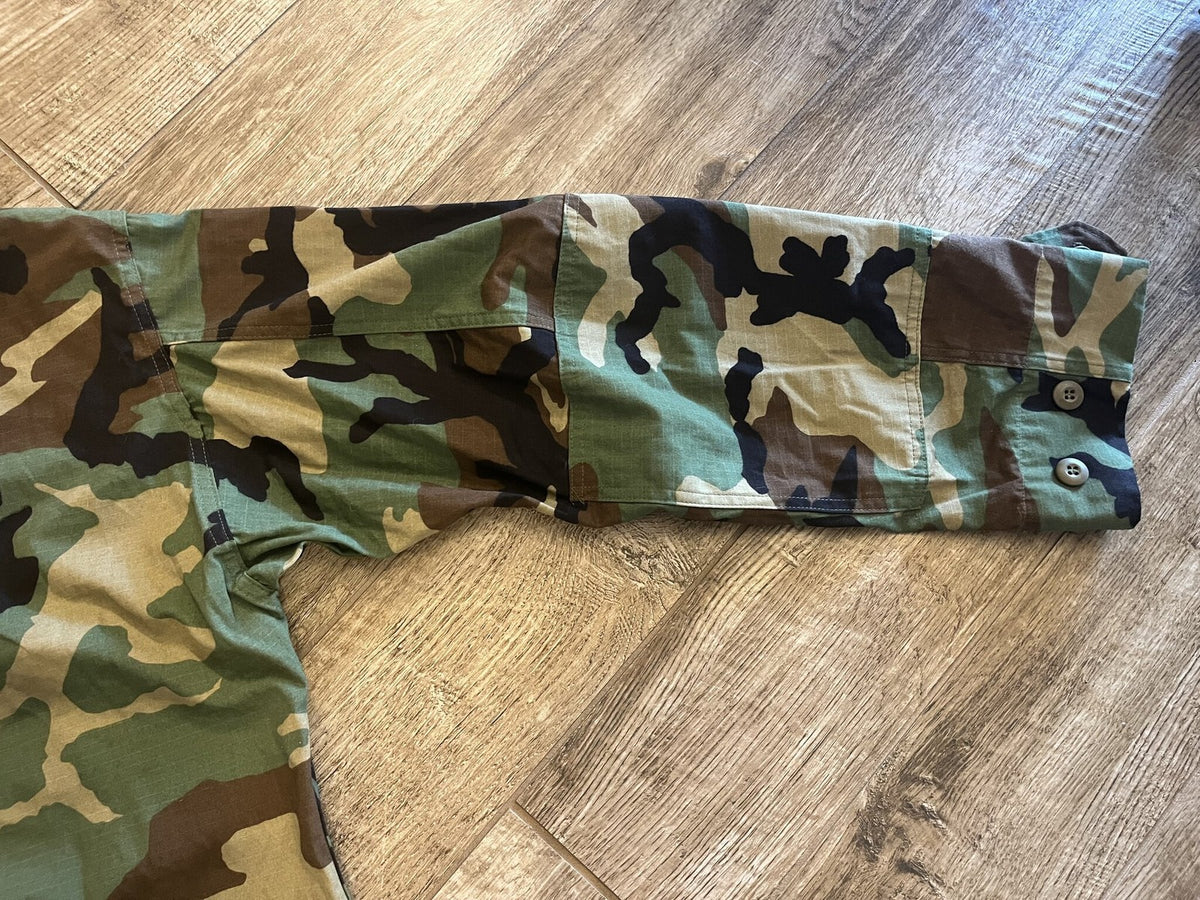 US Military Woodland Camo BDU Coat Ripstop Medium Regular Authentic Surplus