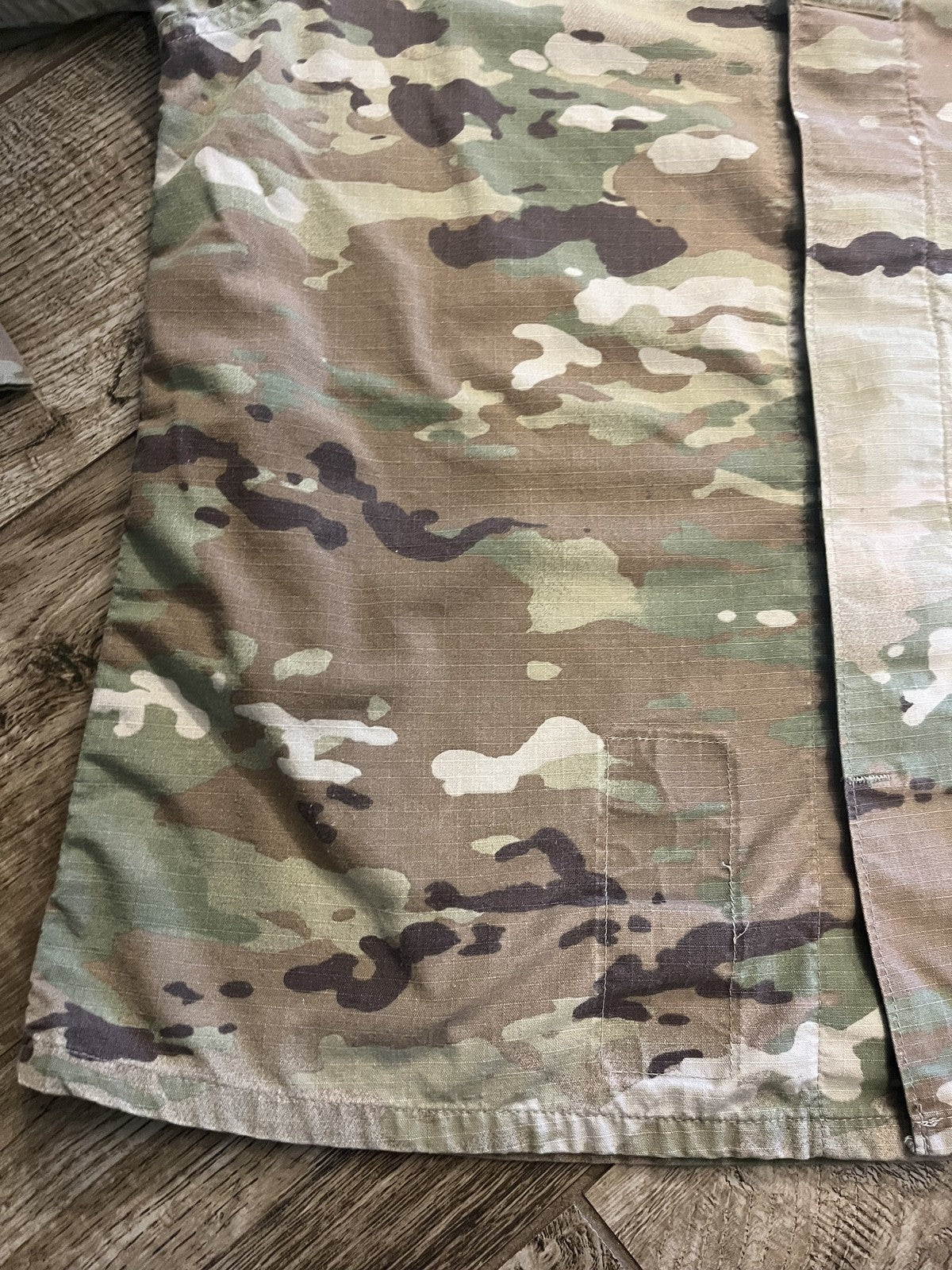 US Military IHWCU Hot Weather Combat Coat OCP Scorpion Camo Medium Short