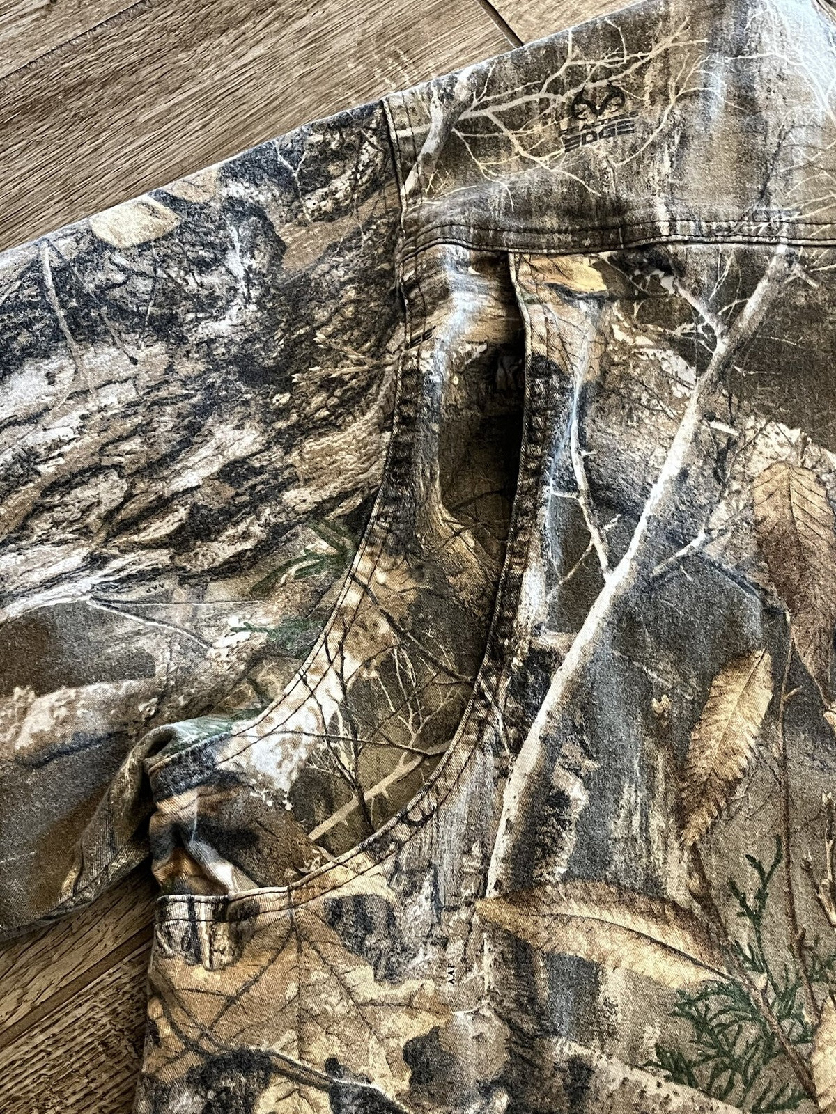 Magellan Outdoors Mens 2XL Realtree Edge Camo Long Sleeve Button Down Hunt Shirt