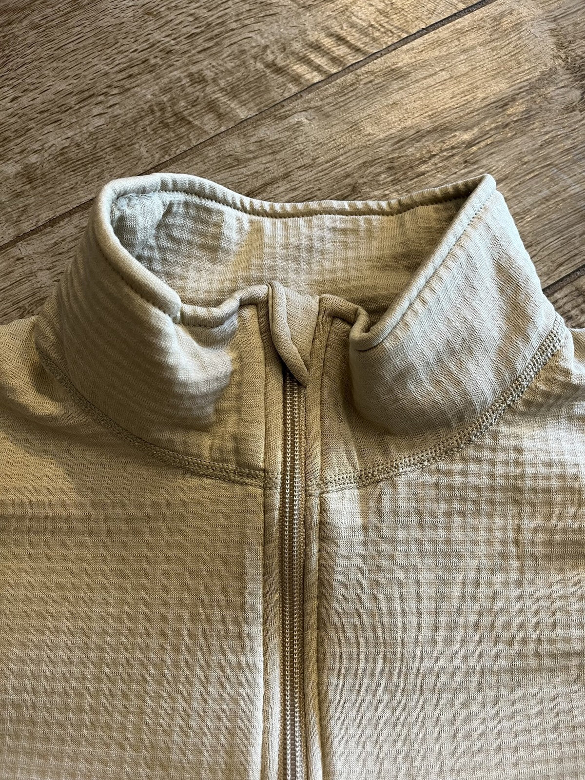US Military Gen III ECWCS Level 2 Mid-Weight Shirt Tan Grid Fleece XX-Large Long